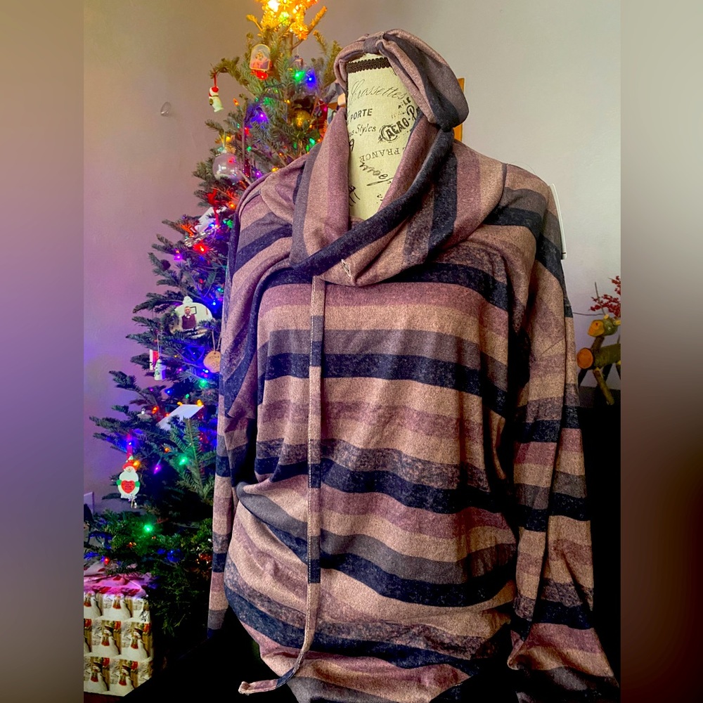 IZOD heather stripes